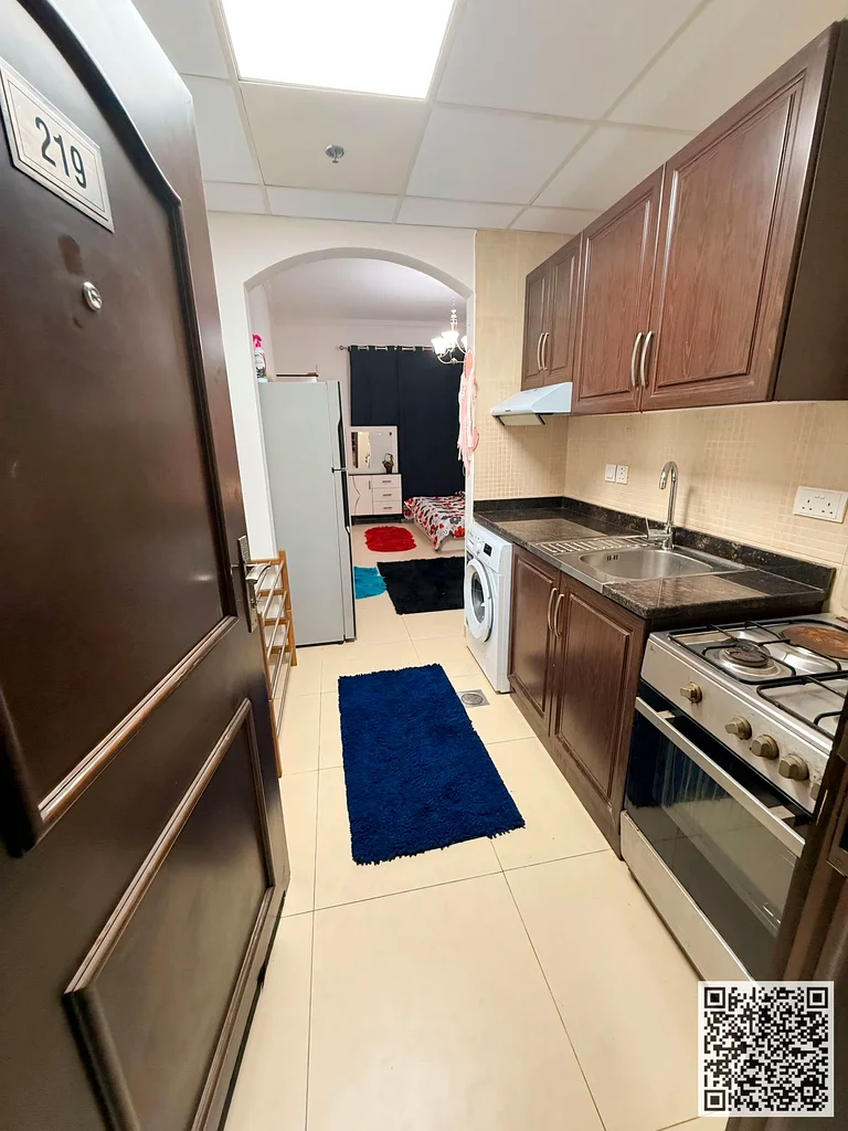 Studio apartment, With a semi-detached kitchen, fully furnished new, open view, all services included, Private Parking63837270234883112