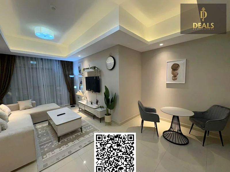 شقة مريحة وواسعة بغرفة نوم واحدة في موقع متميز63887611426563110