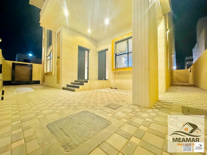 Modern villa for rent in Al Yasmeen area, ready to move in63716975536130110