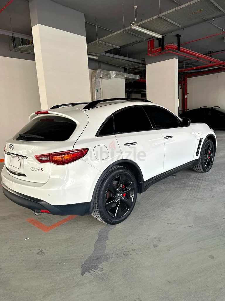 2015 Infiniti QX70 S 3.7 AWD63612060020098113