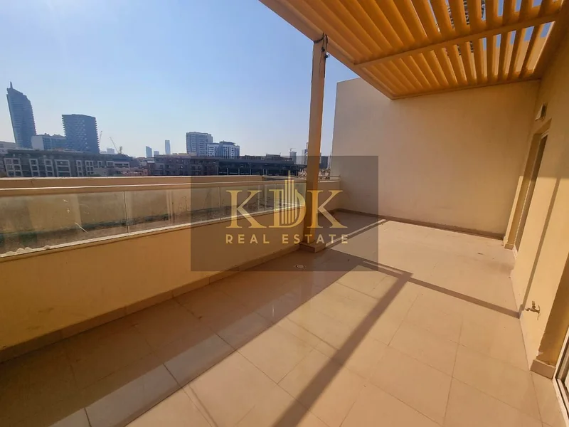 Community View | Prime Location | Spacious Unit63783058104705112