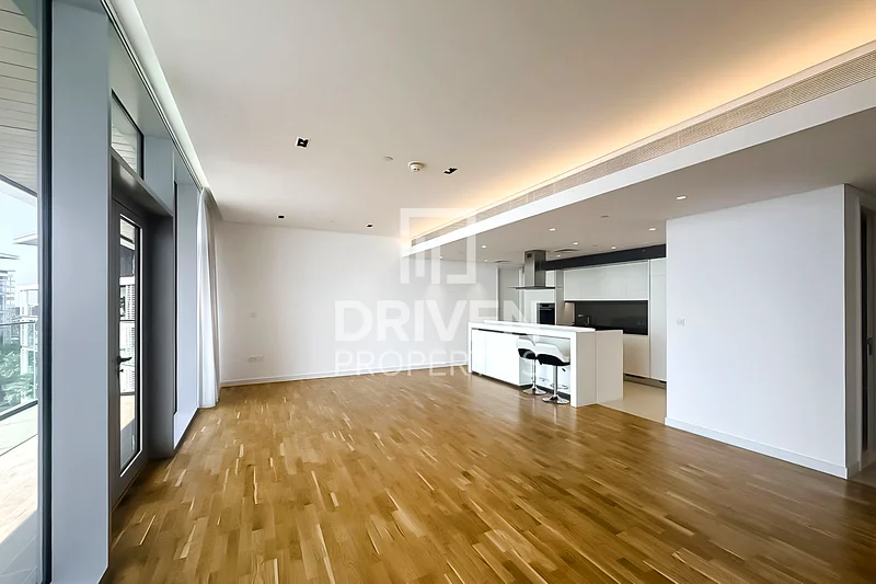 Sea View | Huge Unit with Maids Room | Vacant63726479171202113