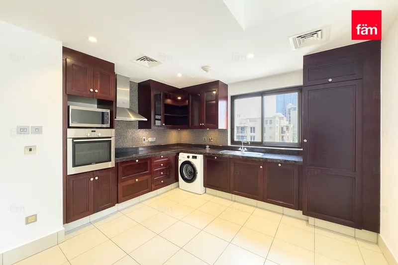 | Ready to Move in | Well Maintained | Spacious |63771814928258114