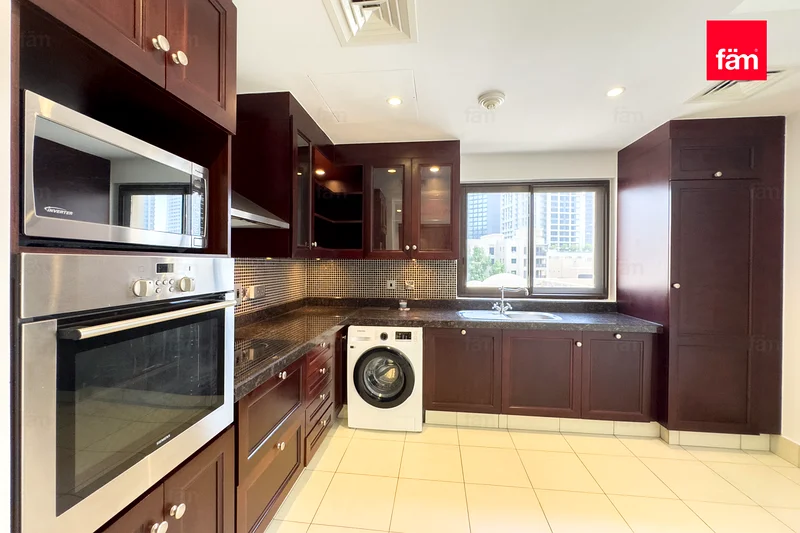 | Ready to Move in | Well Maintained | Spacious |63771814928258113
