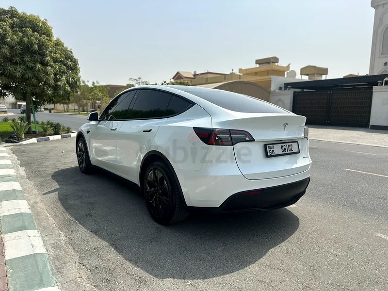 2023 TESLA MODEL Y - LONG RANGE - GCC - TESLA WARRANTY - PRESTIGE CONDITION63613467214081114