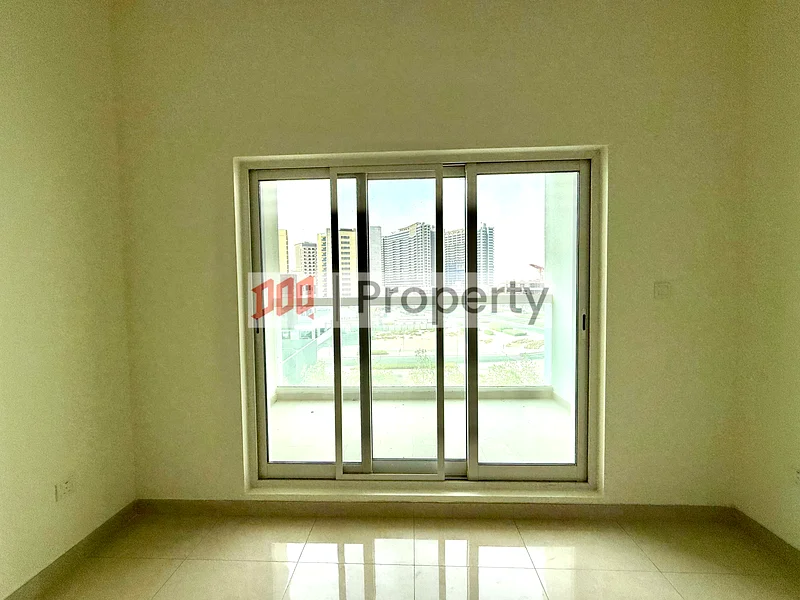 Spacious|Prime Location | Vacant Now63731456053762114