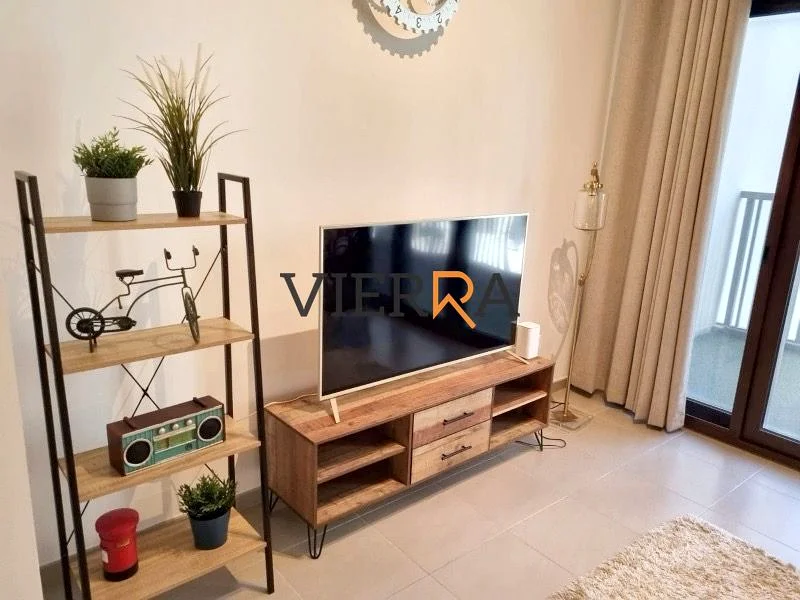 Bright and Spacious | Fully Furnished | Vacant  On Transfer63950871928323112