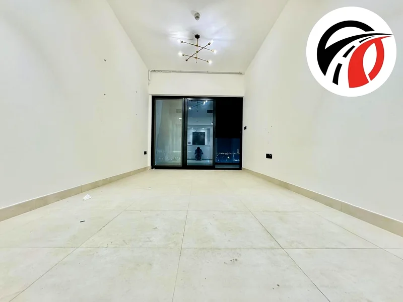 شقة واسعة || أناقة عصرية || حياة حصرية63739642954499114