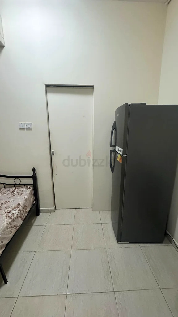 Studio Flat for South Indian Family - Furnitured with Separate Kitchen in Muwailih63623402246273113