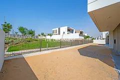 One-of-One 4BR Villa| No Better Parkside Corner