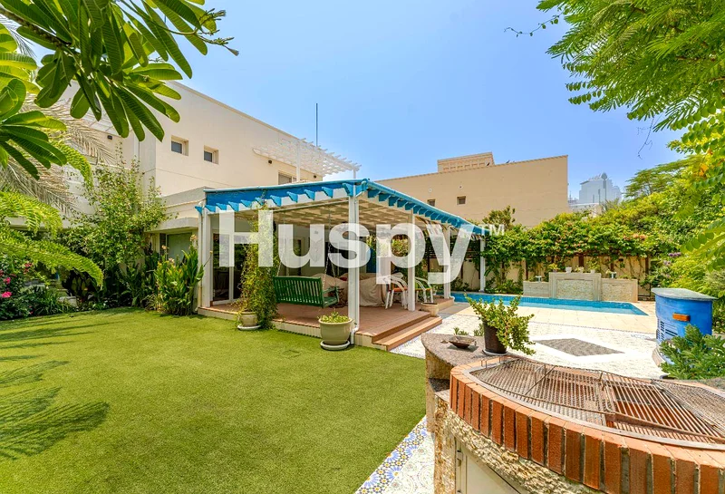 Fully Renovated | Prime Location | Vastu Compliant63917283658498110