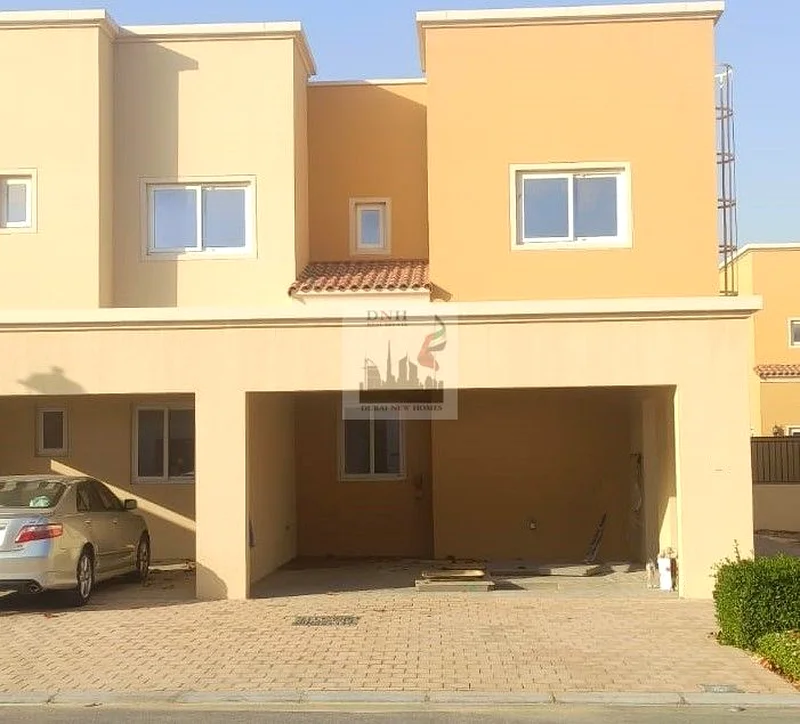 فيلا عائلية واسعة بـ 4 غرف نوم + غرفة خادمة جاهزة للانتقال فورًا63736149636995110