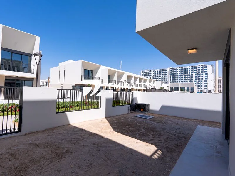 Facing pool and park | Corner Unit | All Types Available63737547258369112