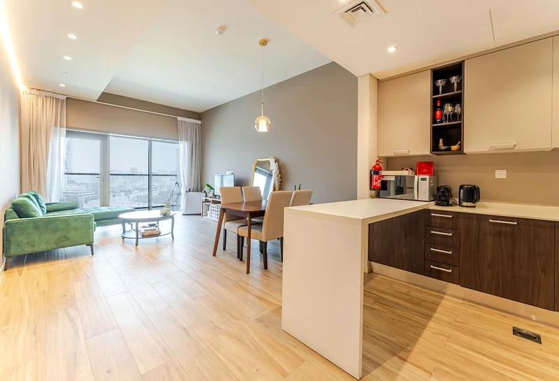 Skyline View | Fully Furnished | High Floor63789168472579112