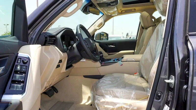 TOYOTA LAND CRUSIER GXR FULL OPTION MODEL 2025 3.5L PETROL TWIN TURBO63613129609987114