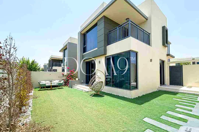 Vacant | Furnished | Negotiable | Corner unit63754927001857110