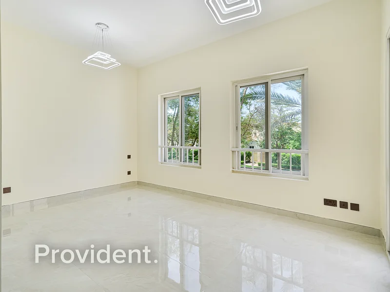 Close to Park | Spacious | Great Location63728721007235112