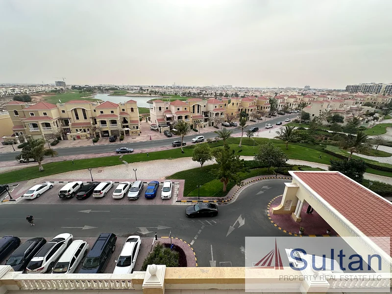 استوديو كلاسيكي مع شرفة كبيرة في رويال بريز63814456937091114