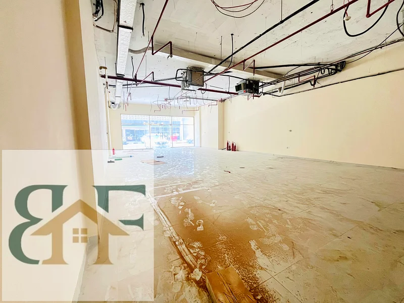 Shop for rent//with washroom // bright location ideal  location big space best location for business63622816242819112