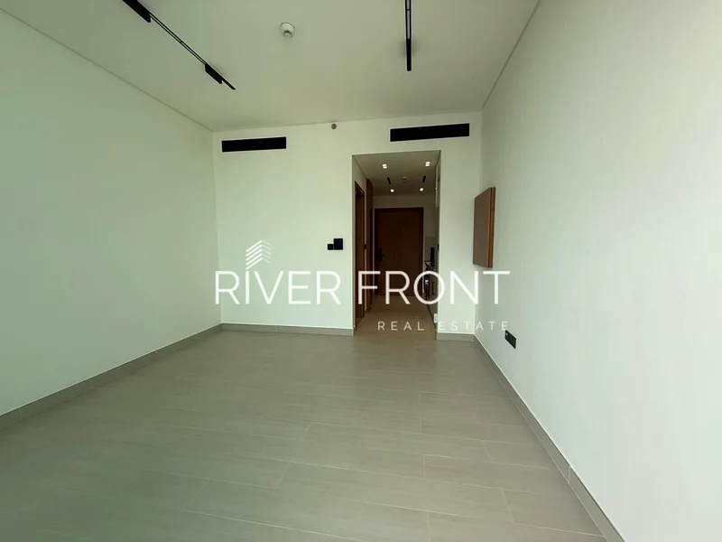 Luxurious Studio | Affordable Price | High Floor63785165699329110