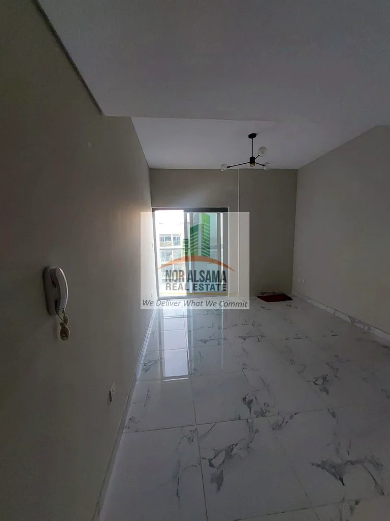 UNFURNISHED  || 1BHK WITH BALCONY  || FREE POOL GYM AND PARKING  ||  GATED FAMILY COMMUNITY63752076703617112