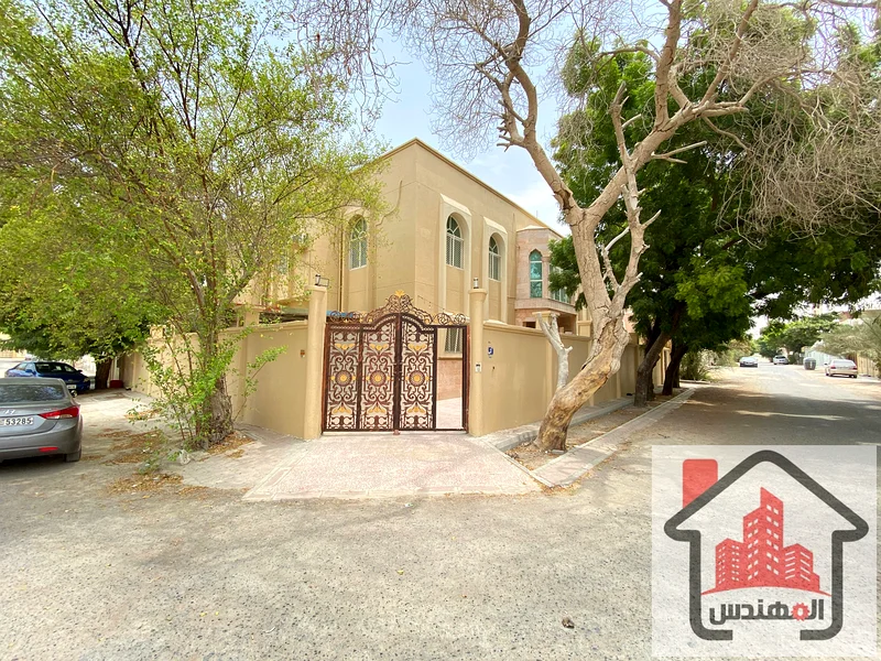 Villa for rent in Ajman, Al Muwaihat 3 area Corner of two streets 6 bedrooms, living room, and hall With air conditioning Ask AED 110,00063715397655811110