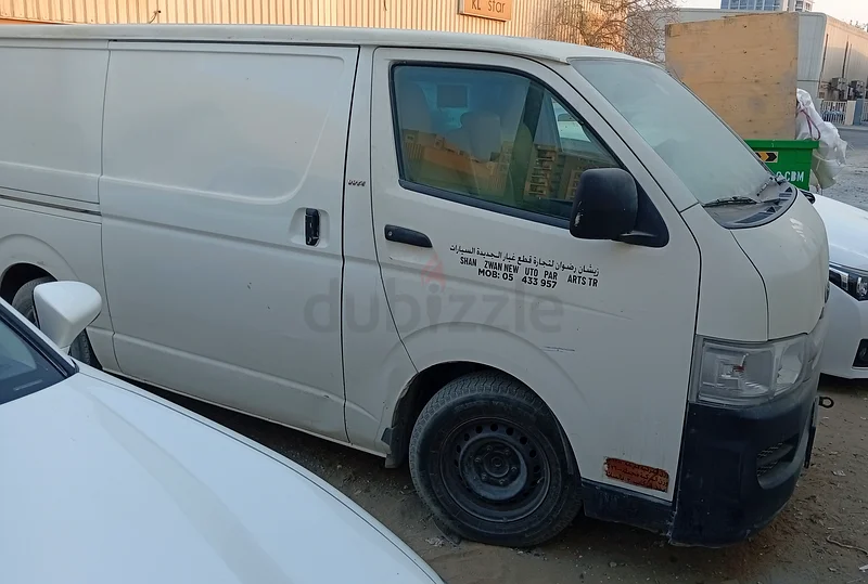 تويوتا هايس63612448428547114