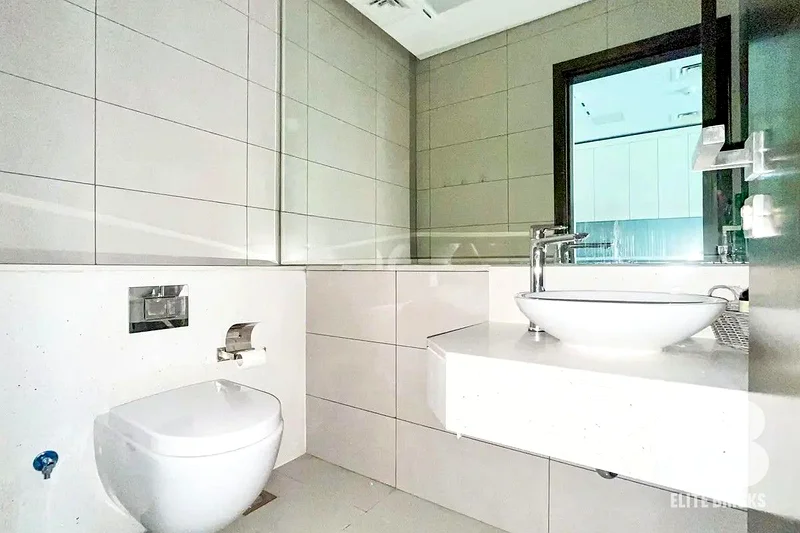 Specious/ Fully Furnished/ Prime Location63764588433537114
