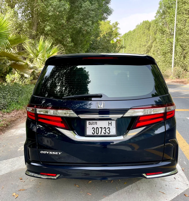 2019 Honda Odyssey luxury ,, perfect Condition,, GCC Specs ( 4 cylinder) “Light on fuel,63612063899267113