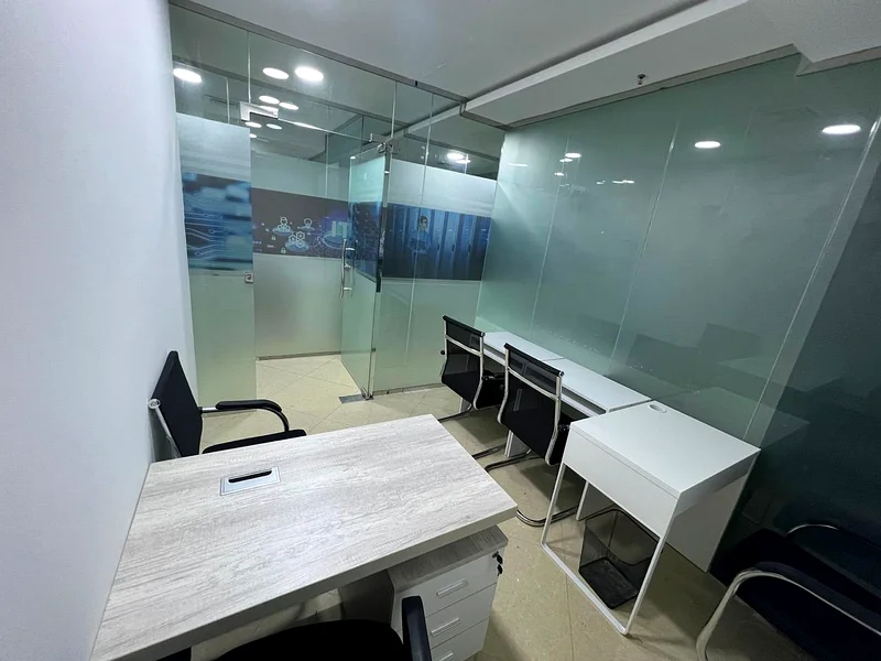 مكاتب جديدة من 2200 درهم شهريًا بالقرب من مترو يونيون63619670207619111