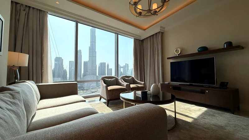 Burj Khalifa View Luxurious 02bedrooms Apartment including all bills in Famous Address Dubai Mall Residences connectivity to Dubai Mall and Metro63772753033345111