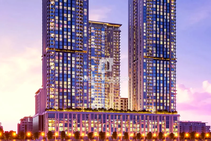 شقة فاخرة من 3 غرف نوم | العيش على الم waterfront | طابق عالي64017404004738111