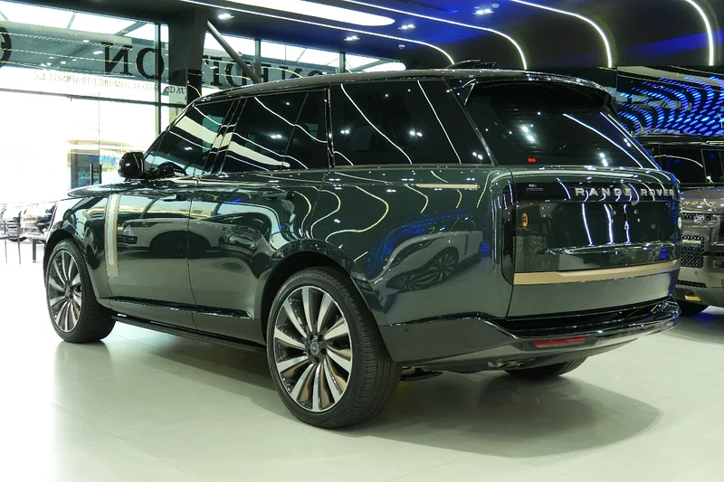 Range Rover SV - Sports Green -  10,000 KM - 2024 - European specs63612089836163114