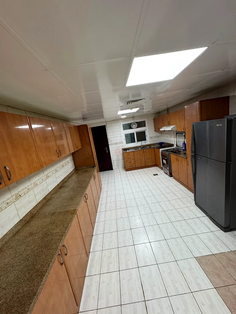 Private room available  ready to move63624810337153113