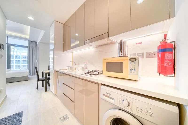 🏡 Fully Furnished Studio | High Floor | Prime Location | Azizi Riviera 963803933557633114