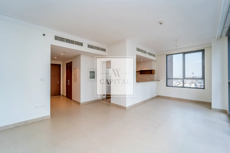 High Floor | Spacious Layout | Water Views64027639925761114