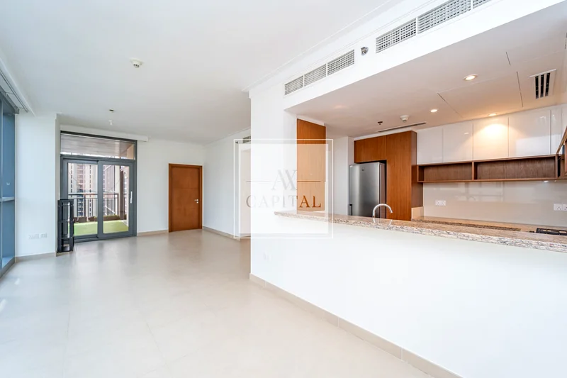 High Floor | Spacious Layout | Water Views64027639925761112
