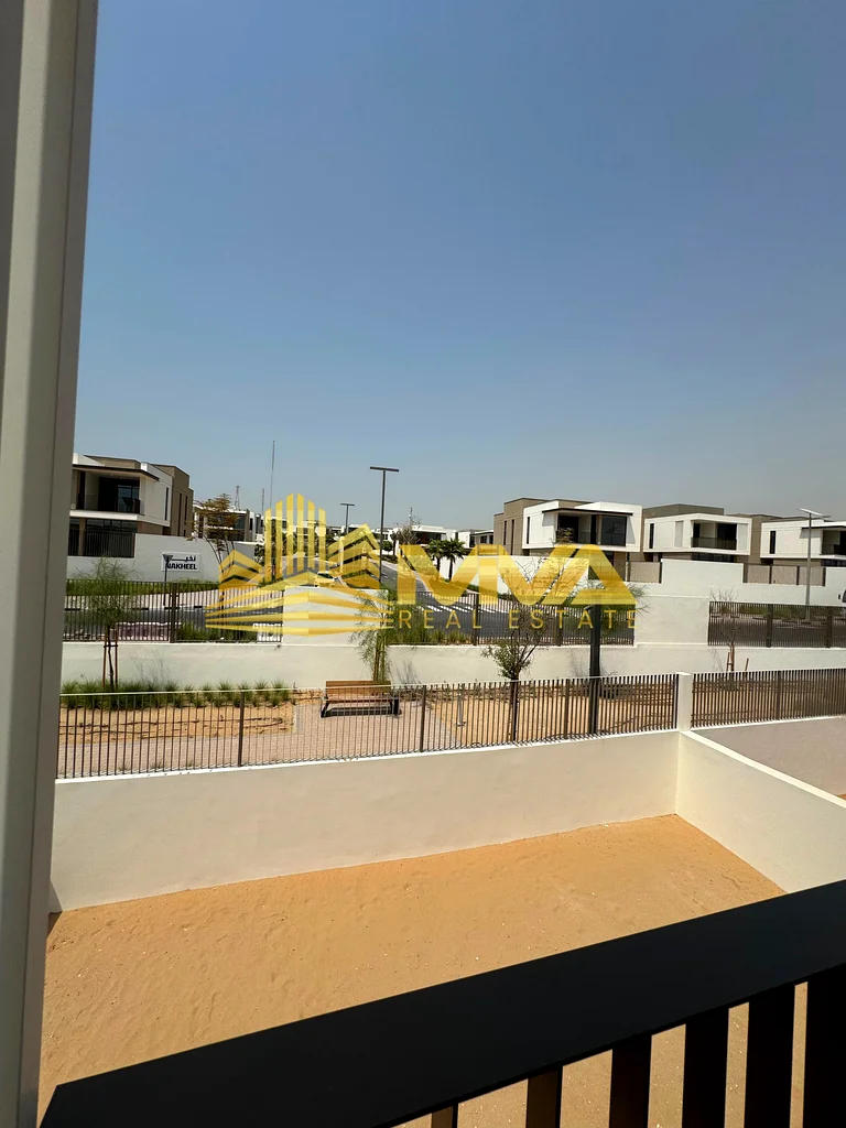 Ready to Move In | Semi-Detached Villa | 4 bedroom63762313396227113