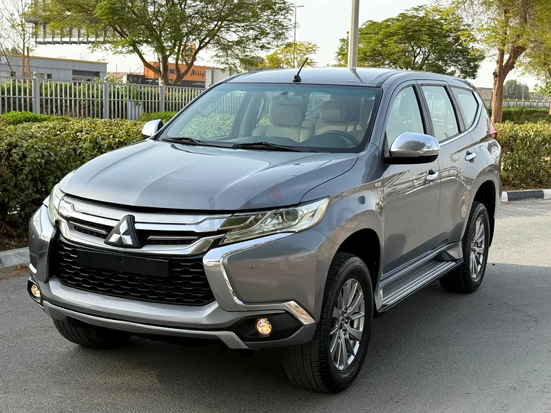 Mitsubishi Montero Sport 2017 Mid Option GCC Accident free very good condition63612068204418110