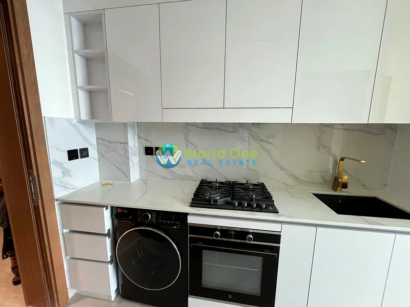 جديد بالكامل | إطلالة على المارينا | حياة في الأفق البارز63785681563393113