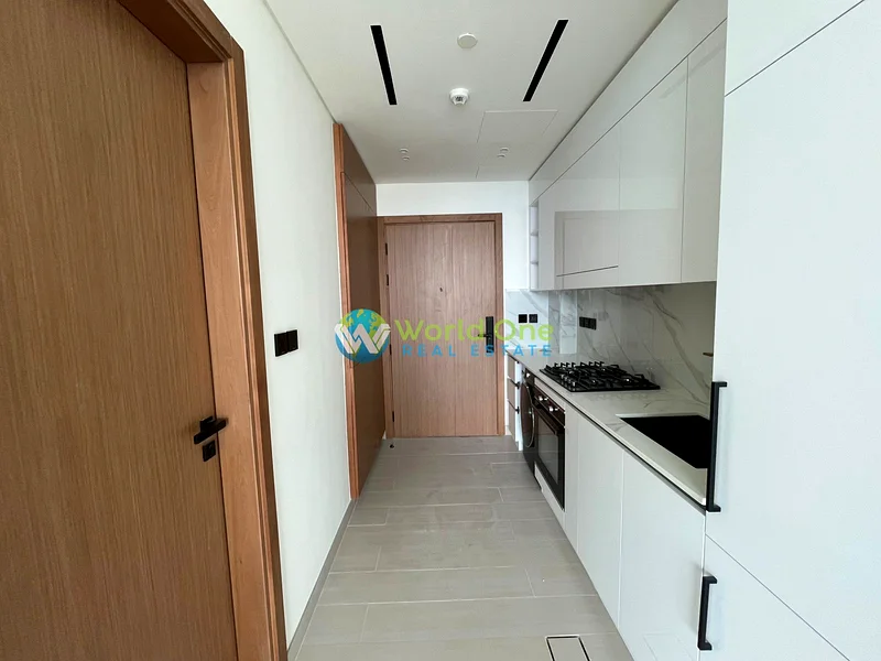 جديد بالكامل | إطلالة على المارينا | حياة في الأفق البارز63785681563393112