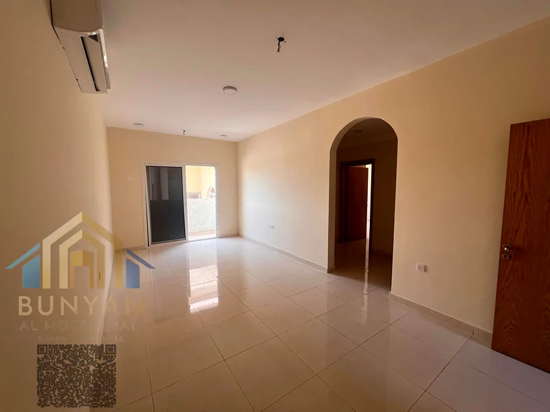 شقة بغرفة نوم واحدة للإيجار السنوي في المويهات 3 – عجمان 🏢✨ 📍 الموقع: تقع هذه الشقة في المويهات 3، عجمان، بالقرب من المدارس63715397670657110