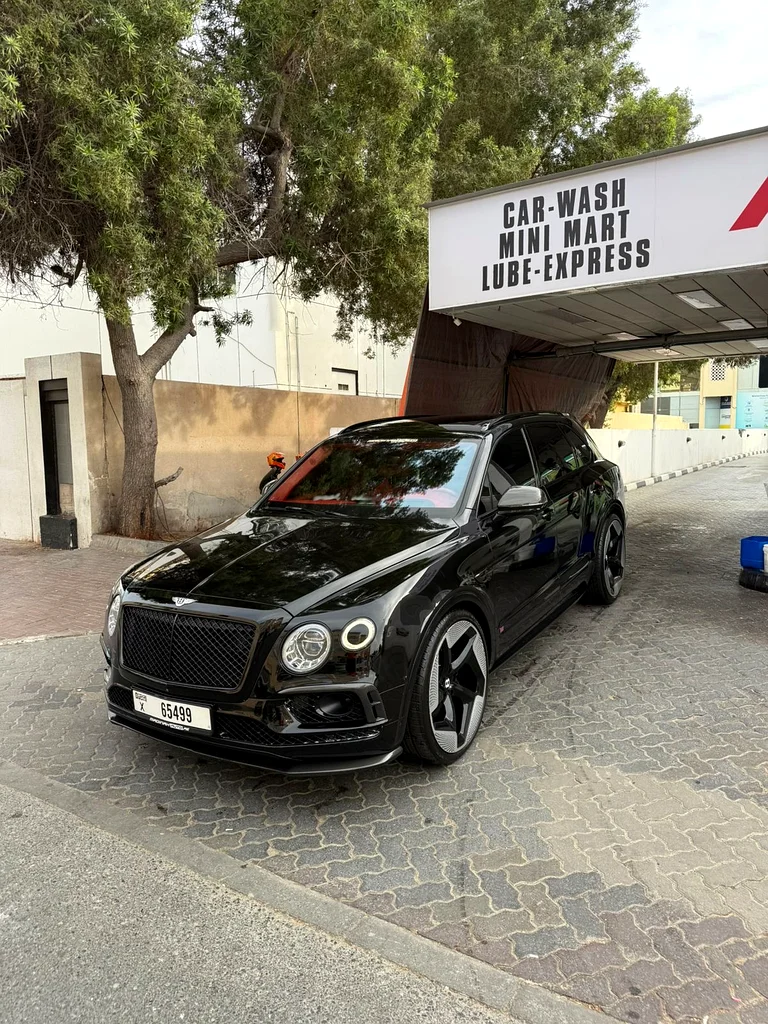 بينتلي بنتايجا - الإصدار الأول63613464975617111