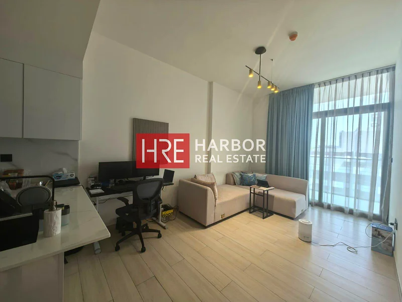 Spacious 1BR | High Floor | Multiple Cheques63781098135041110