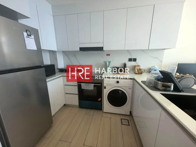 Spacious 1BR | High Floor | Multiple Cheques63781098135041114