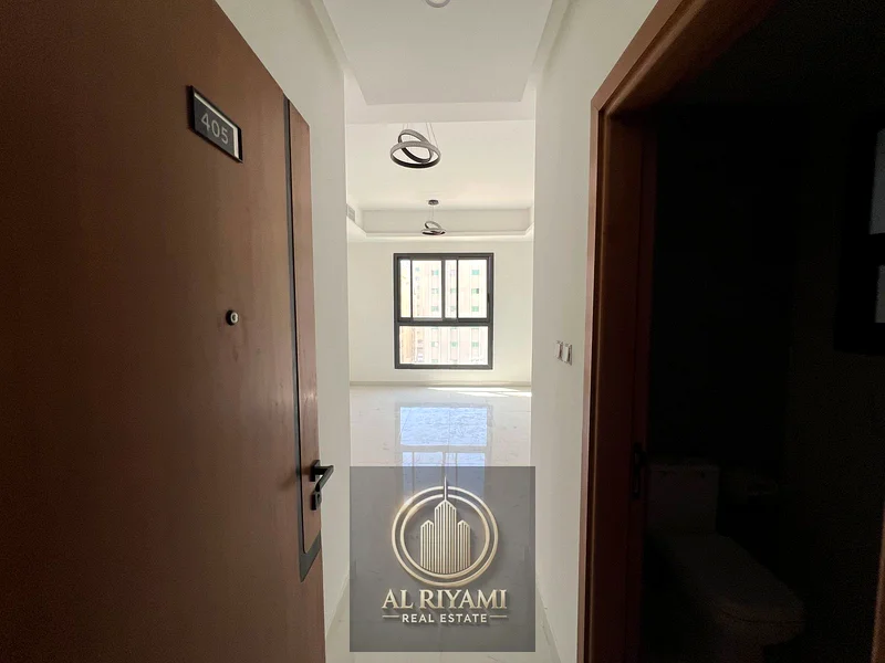 غرفة وصالة للإيجار، ساكن أول، في منطقة الحميدية، مقابل المحكمة والجامعة63709402788226111