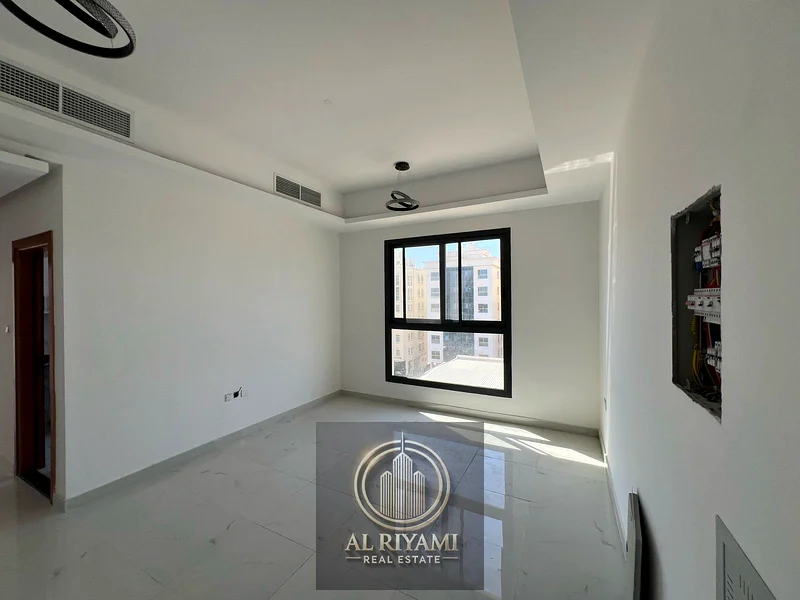 غرفة وصالة للإيجار، ساكن أول، في منطقة الحميدية، مقابل المحكمة والجامعة63709402788226114