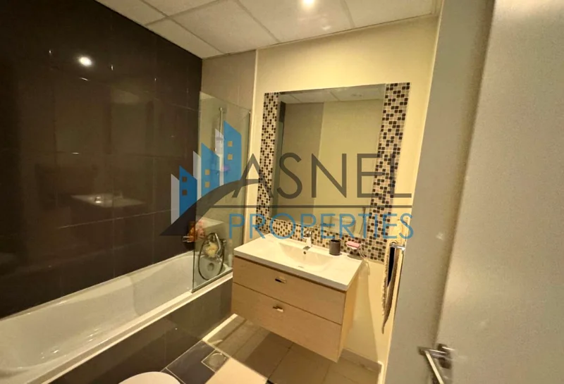 مشرق ومريح غرفة المعيشة | أفضل سعر | جاهز للانتقال63654981700226114
