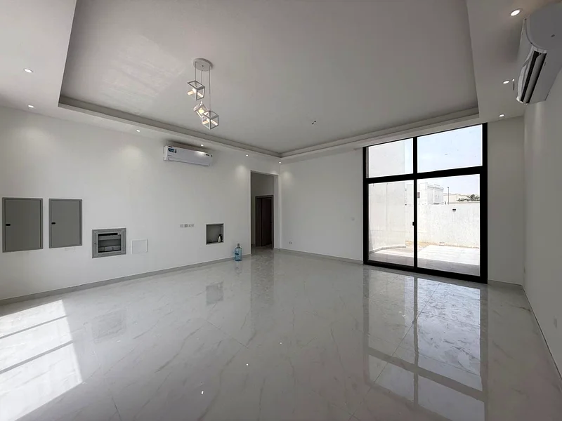 جديد بالكامل | تخطيط عصري | موقع متميز63743130503683114