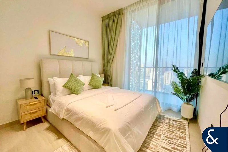 Spacious 2-Bed | Private Pool | Modern Design63781620691970112
